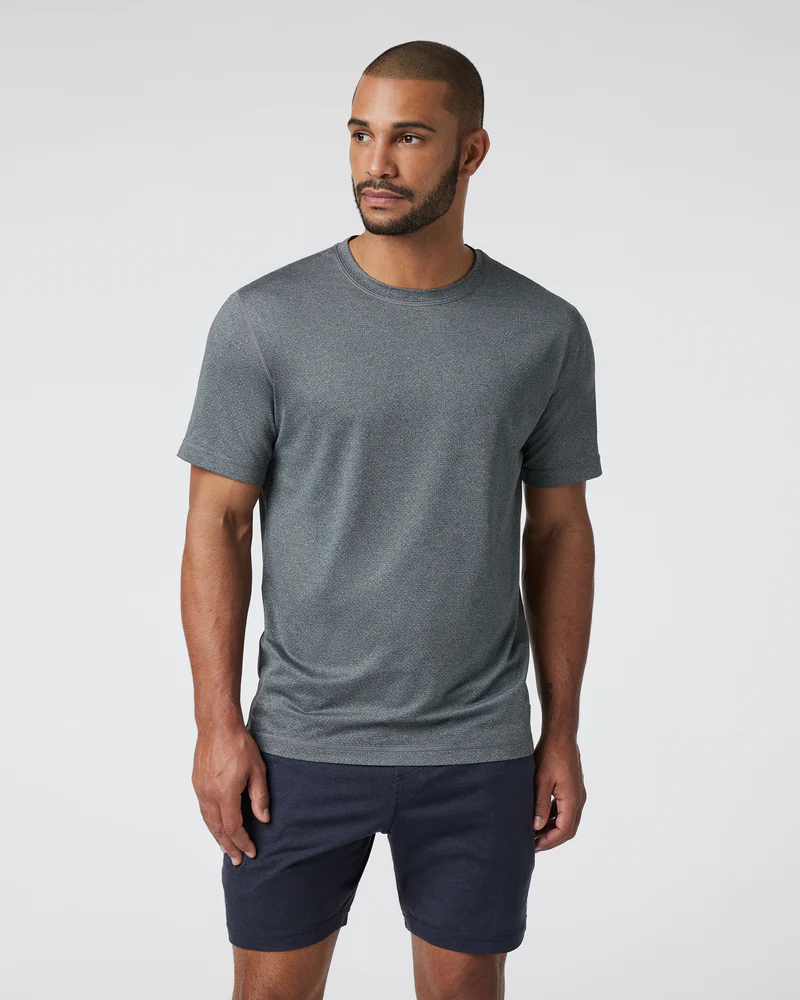 V1052HTG_SP24_M_ECOMM_TOPS_FRONT_2_800x_crop_center_jpg.png