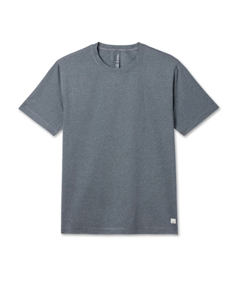 V1052HTG_SP24_M_ECOMM_TOPS_PINUP_1_800x_crop_center_jpg.png