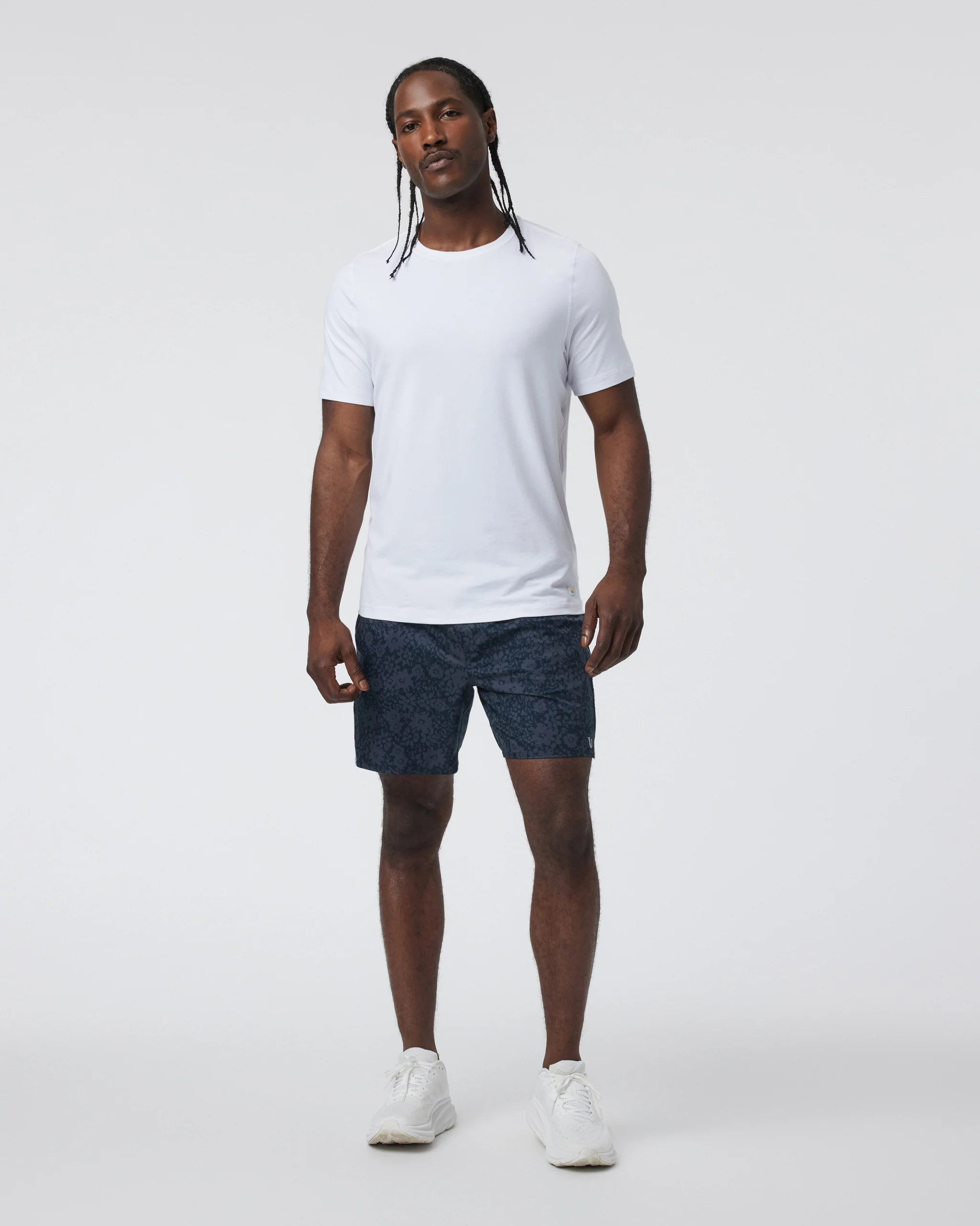 V3053NWF_FA24_M_ECOMM_SHORTS_FULL_3-1-1.webp