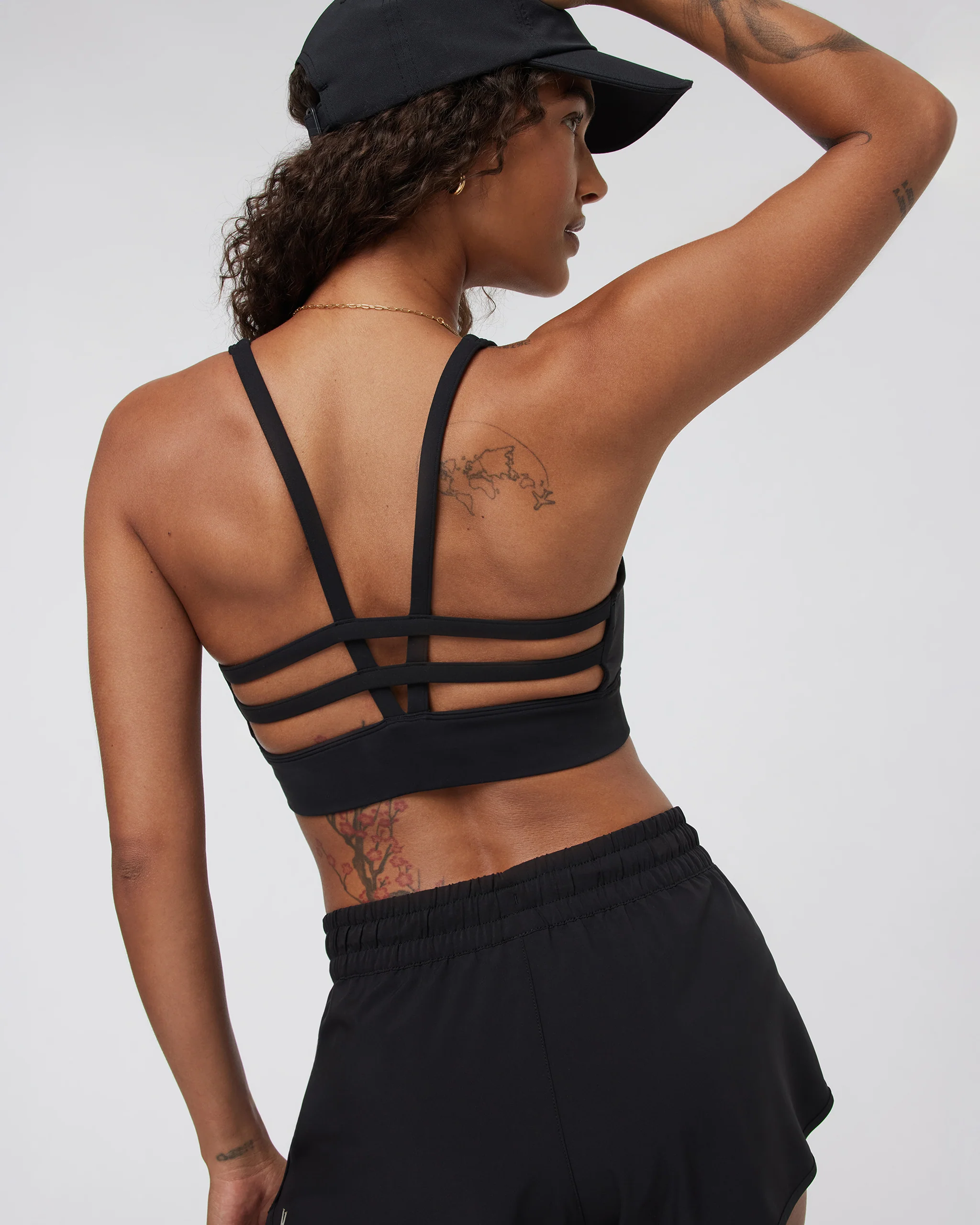 VW1192BLK_SP25_W_ECOMM_BRAS_CREATIVE_8-1.webp