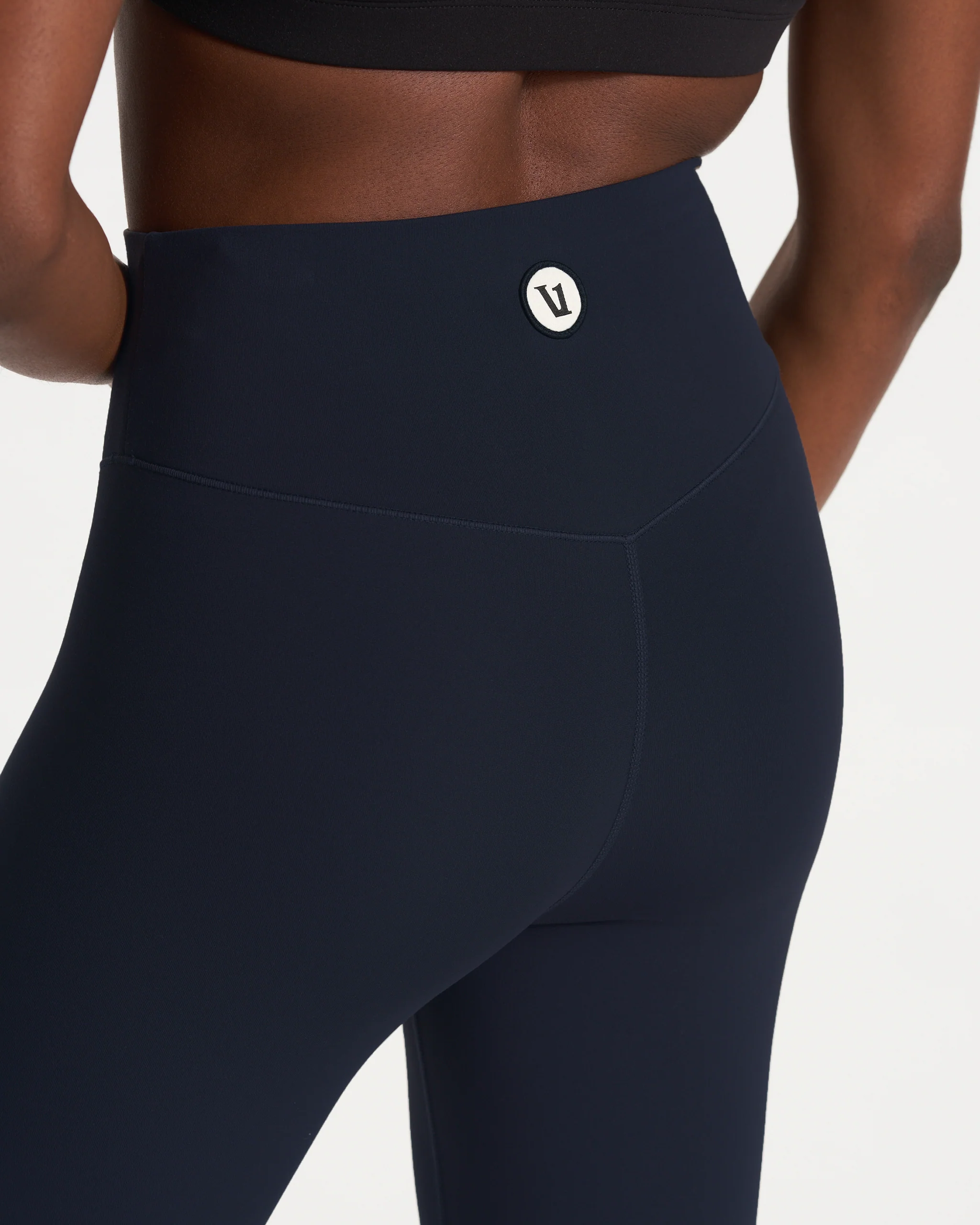 VW4028INK_FA23_W_ECOMM_PANTS_DETAIL_9-1.webp