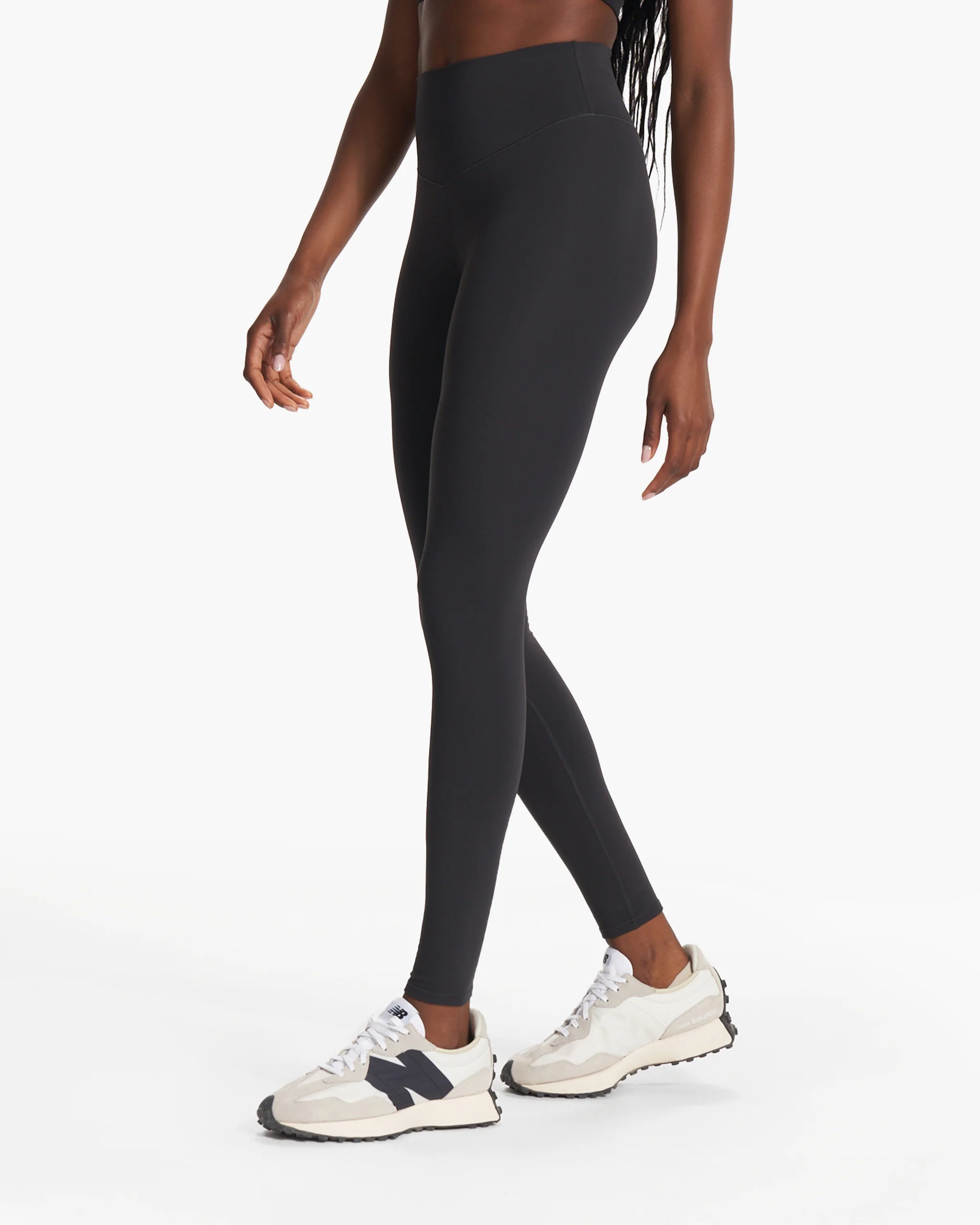 VW4028WBL_FA23_W_ECOMM_PANTS_FRONT_ALT_BOTTOMS_6-8.webp