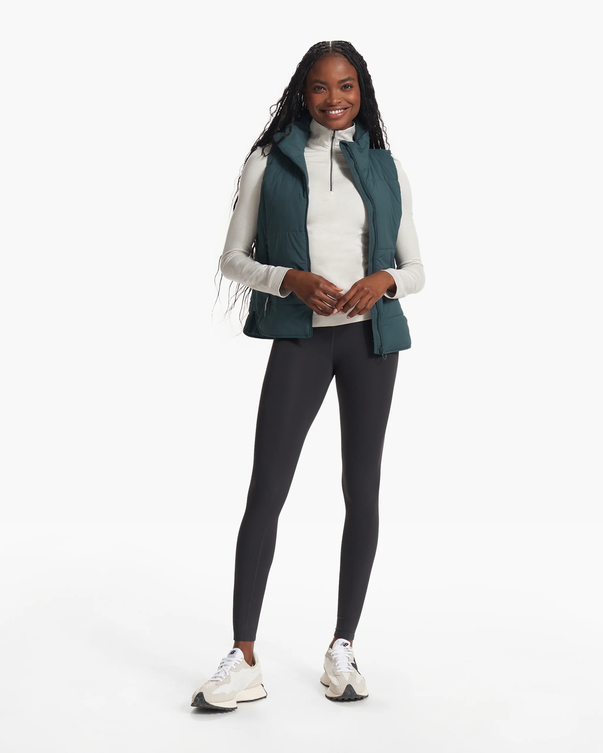 VW4028WBL_FA23_W_ECOMM_PANTS_FULL_5-1-1.webp
