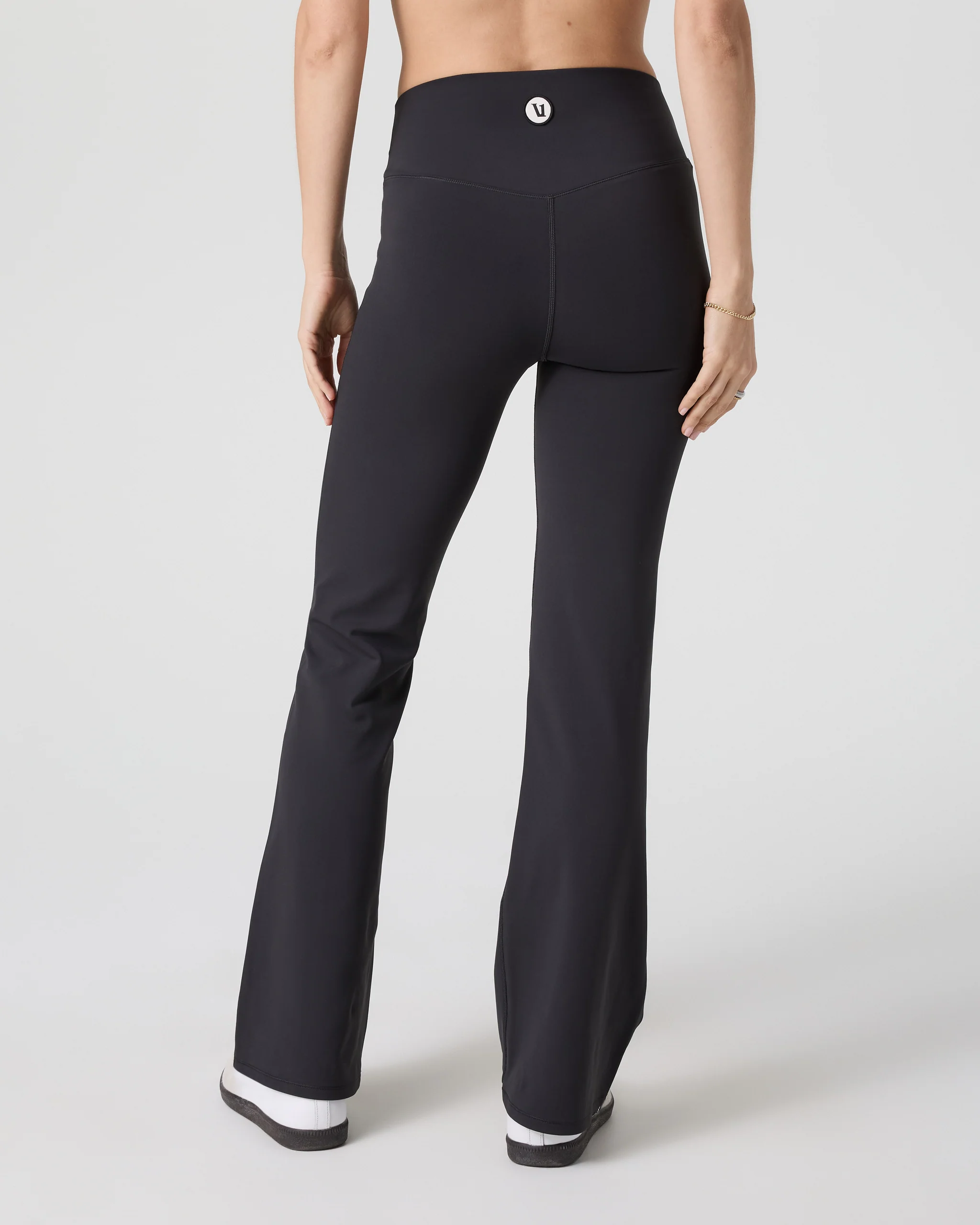 VW4112WBL_unknown_opening_season_W_ECOMM_PANTS_BACK_3-8.webp