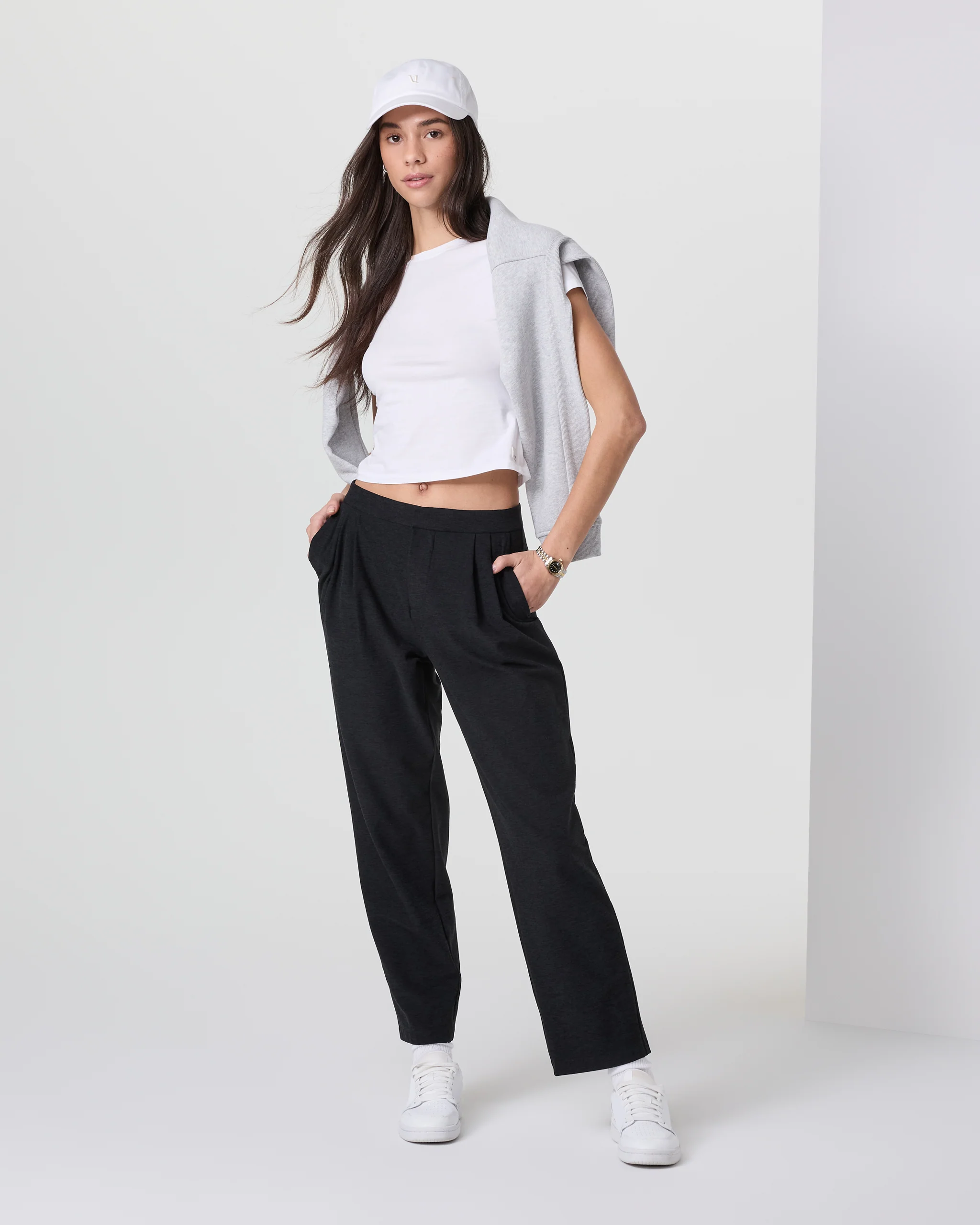 VW4297HBK_SP25_W_ECOMM_BOTTOMS_FULL_5-1.webp